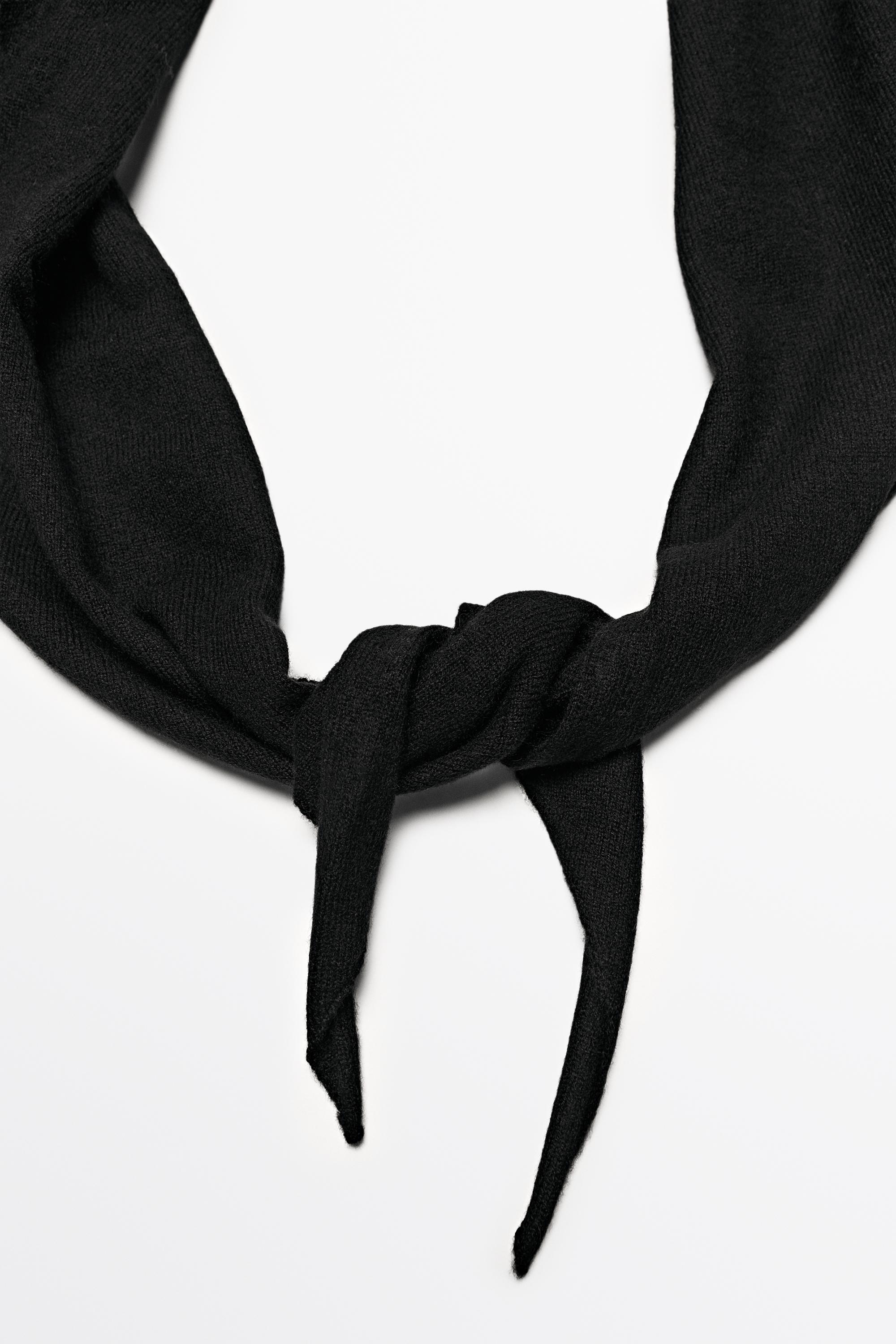 100% Cashmere Knit Bandana