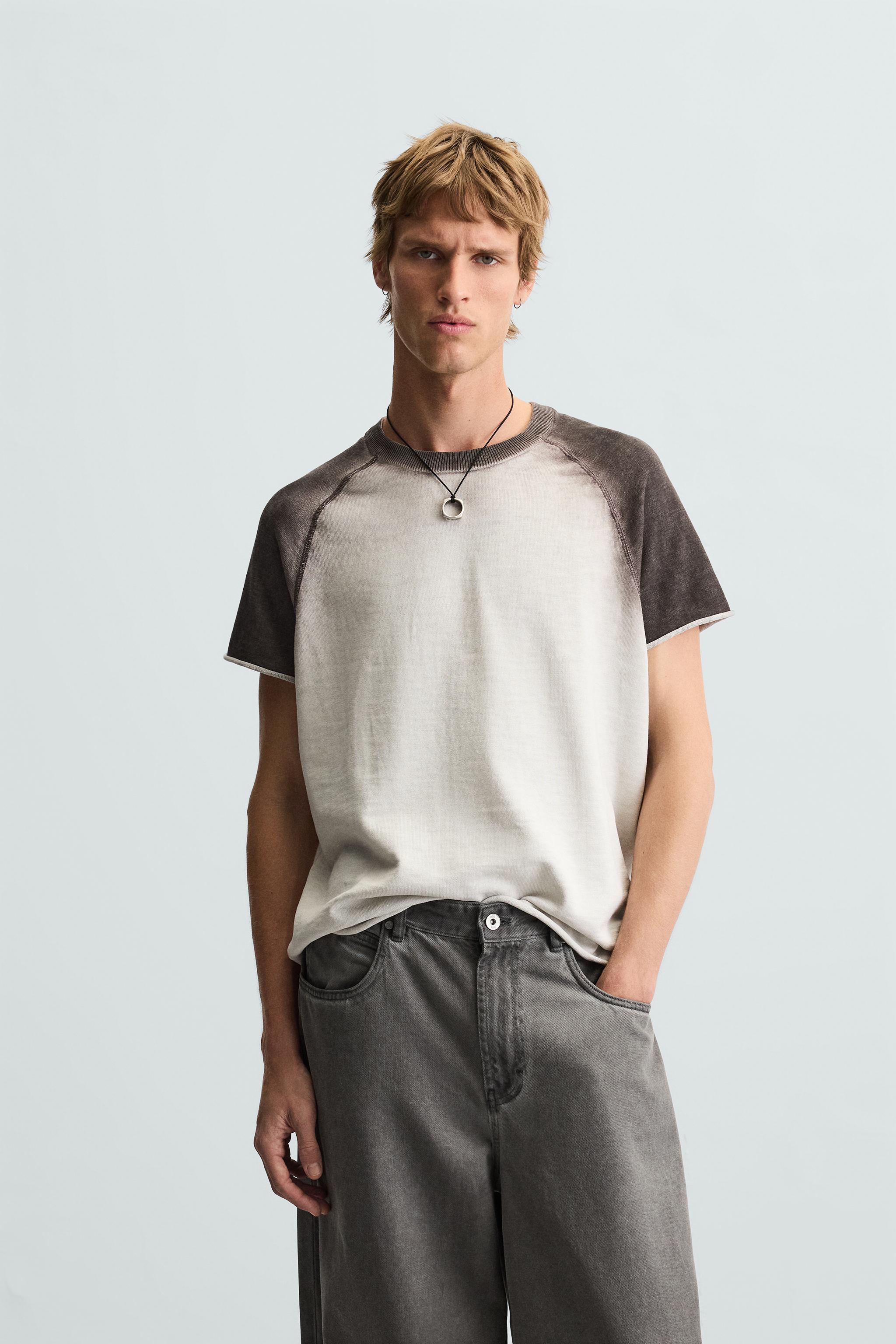 SPRAY PRINT KNIT T-SHIRT - Oyster-white | ZARA New Zealand