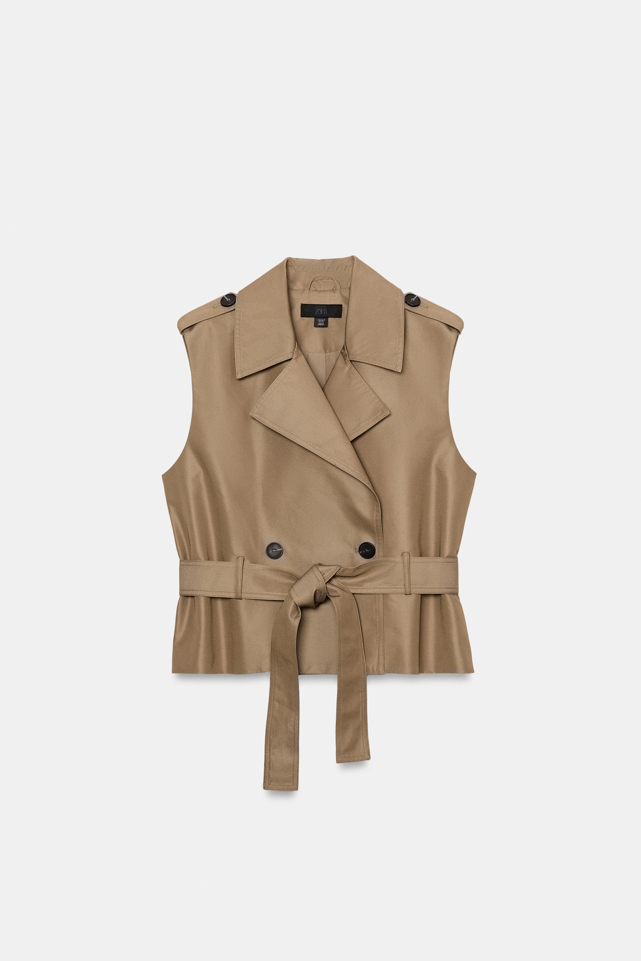 BELTED DOUBLE BREASTED SHOULDER PAD VEST