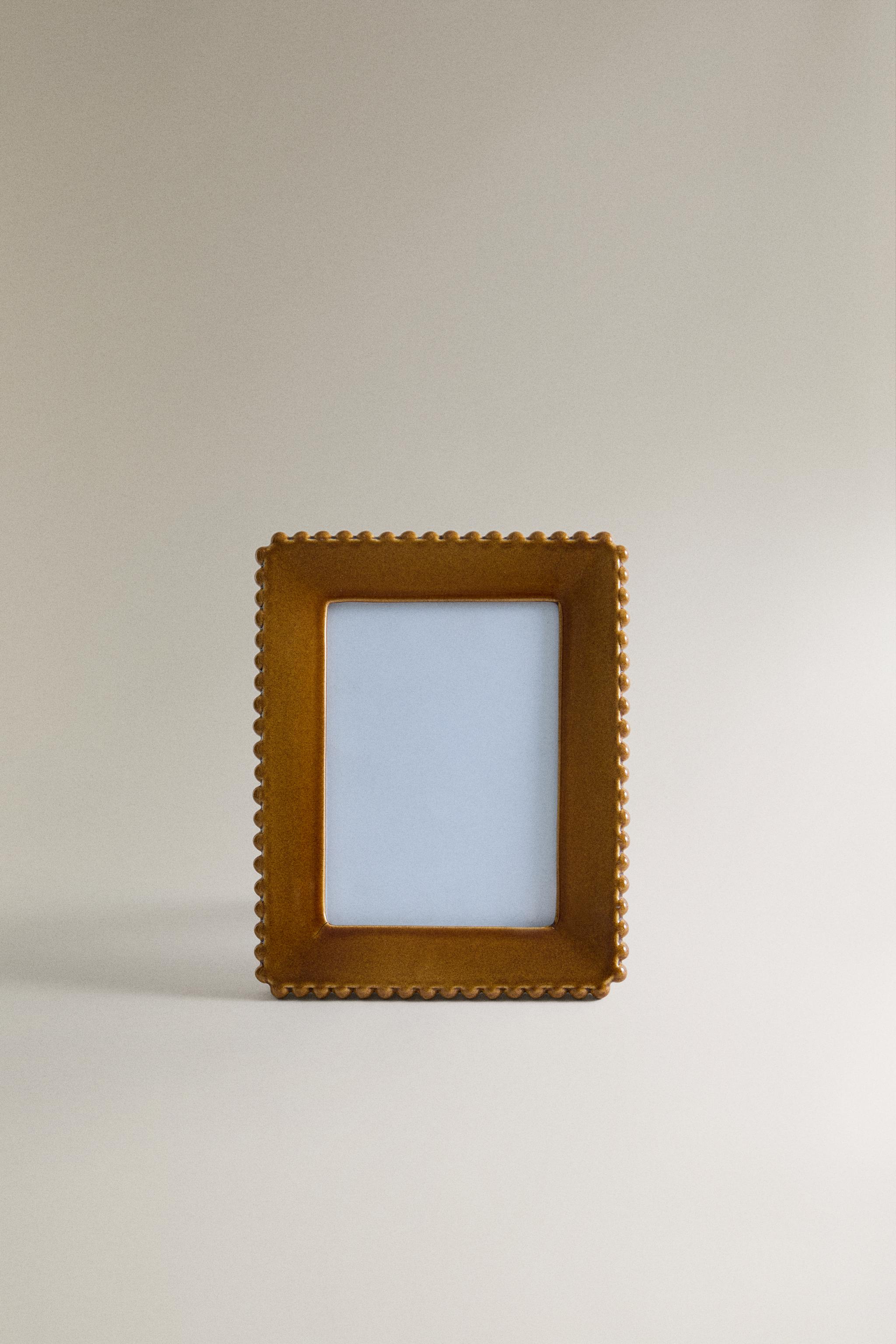 CERAMIC PICTURE FRAME — Light brown