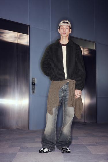 STRIPED CROPPED FIT JACKET - Blue by Zara