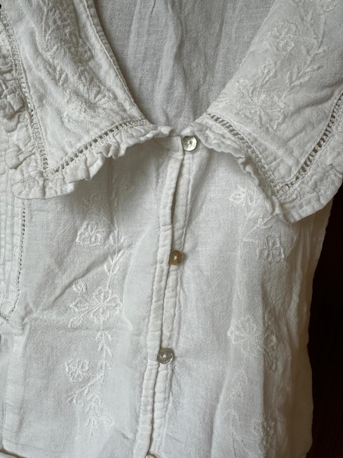 T SHIRT - Image 3