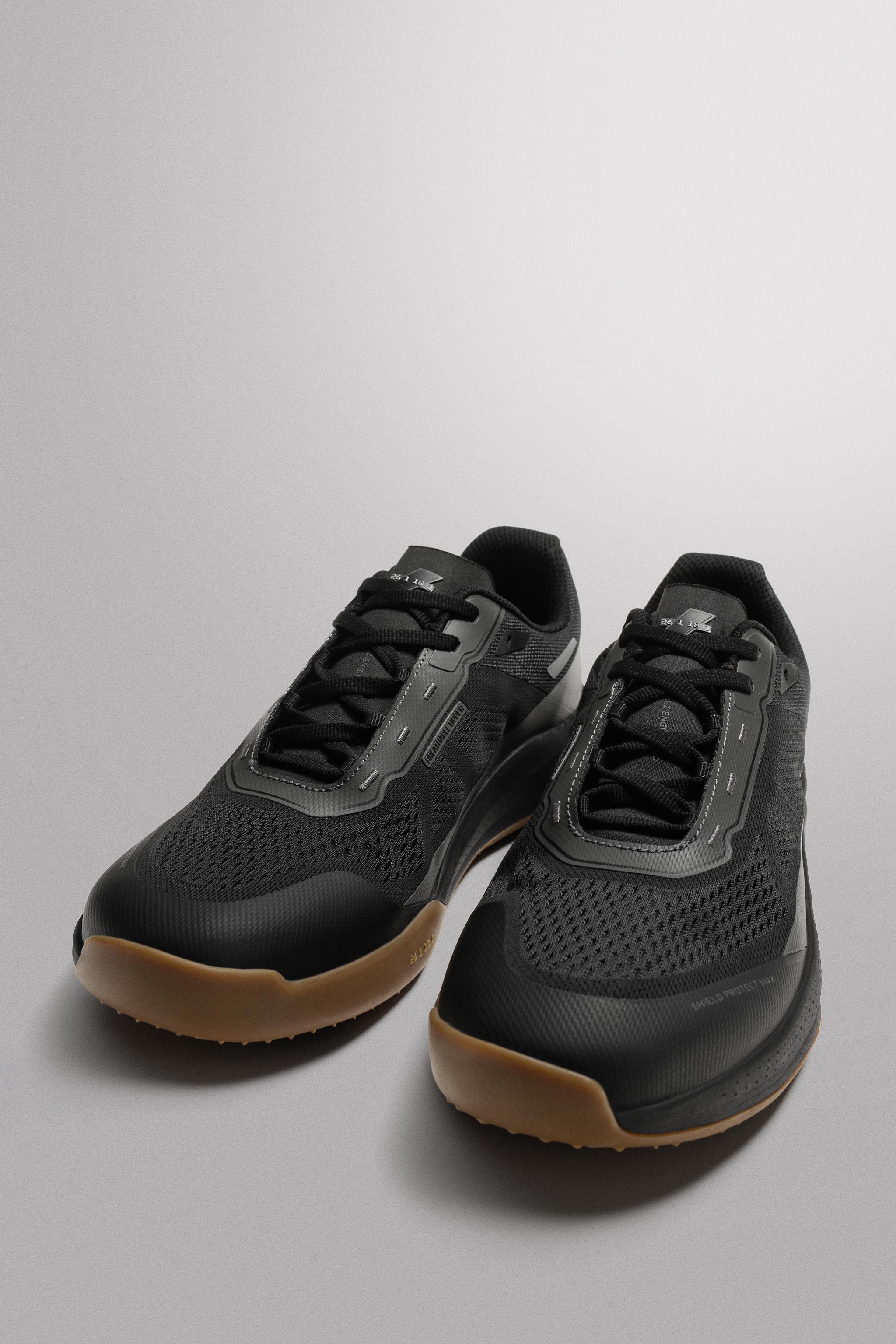 GECKO TRAIN CROSS SNEAKERS