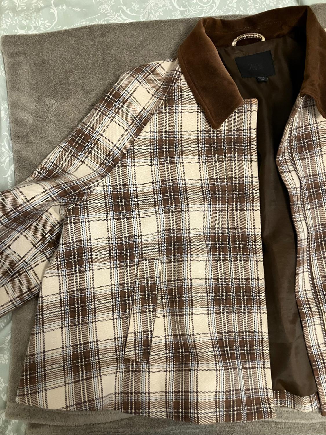 CHECKED CAPE JACKET - Image 5