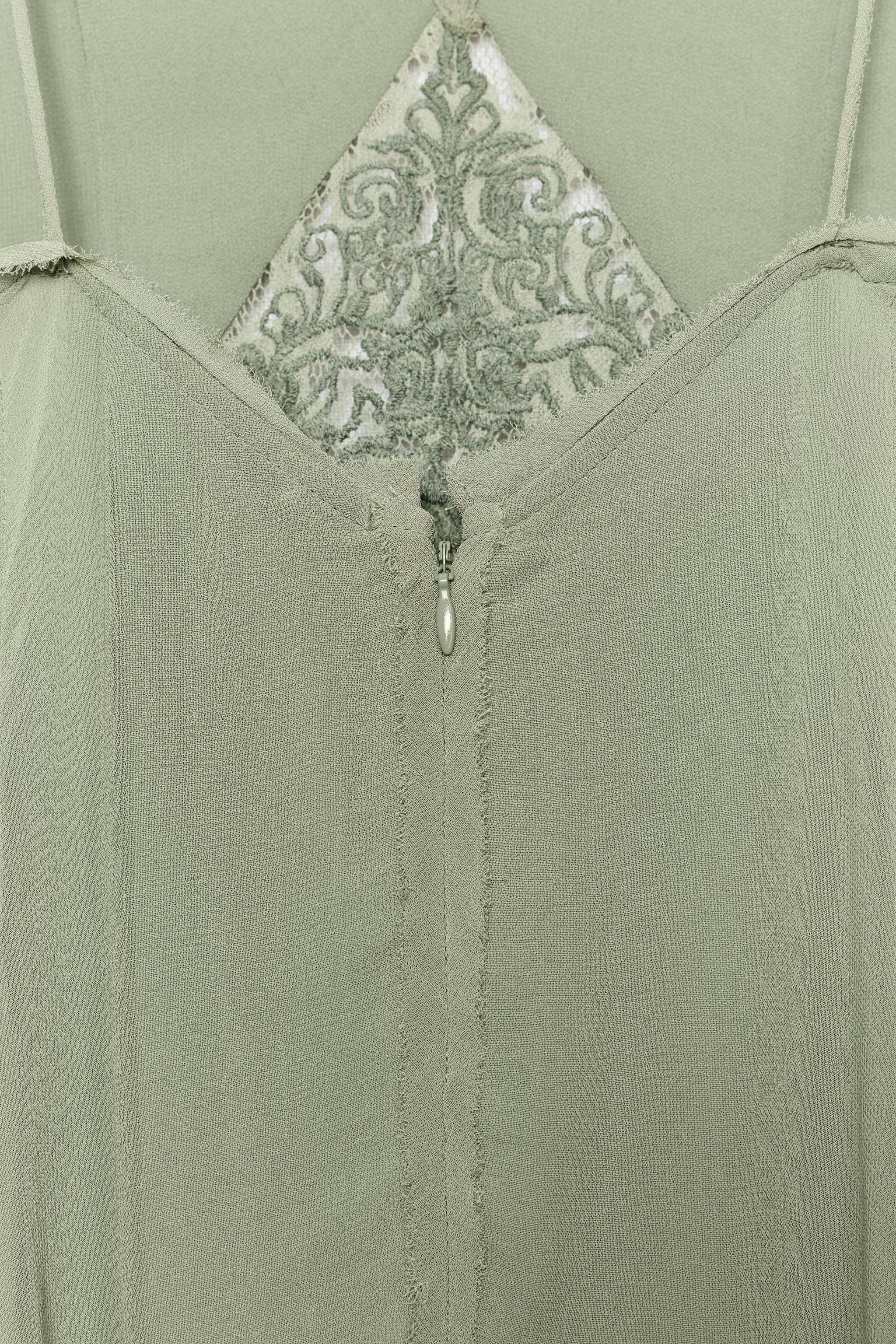 Женские платья Zara ZW COLLECTION EMBROIDERED RUFFLE DRESS — фото 8