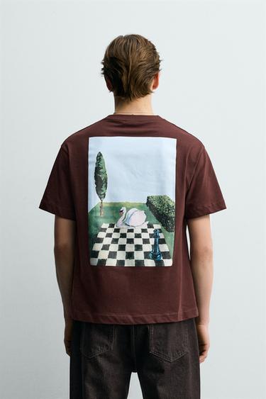 RELAXED FIT GRAPHIC T-SHIRT - Burgundy by Zara