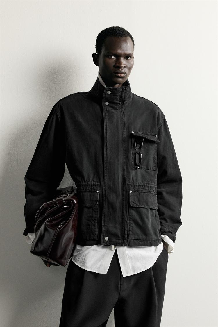 CAZADORA RELAXED FIT BOLSILLOS UTILITY