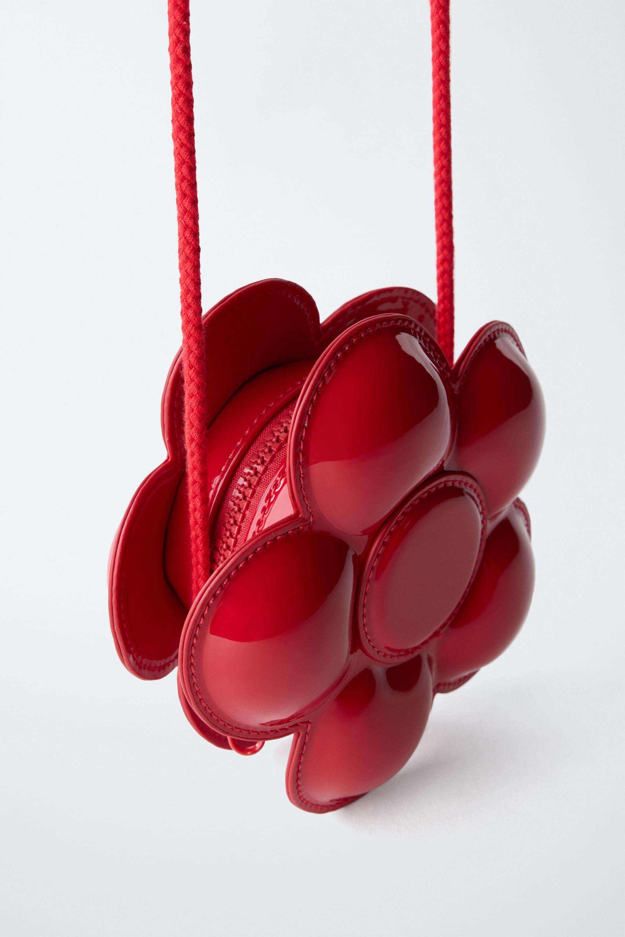 FLOWER CROSSBODY BAG