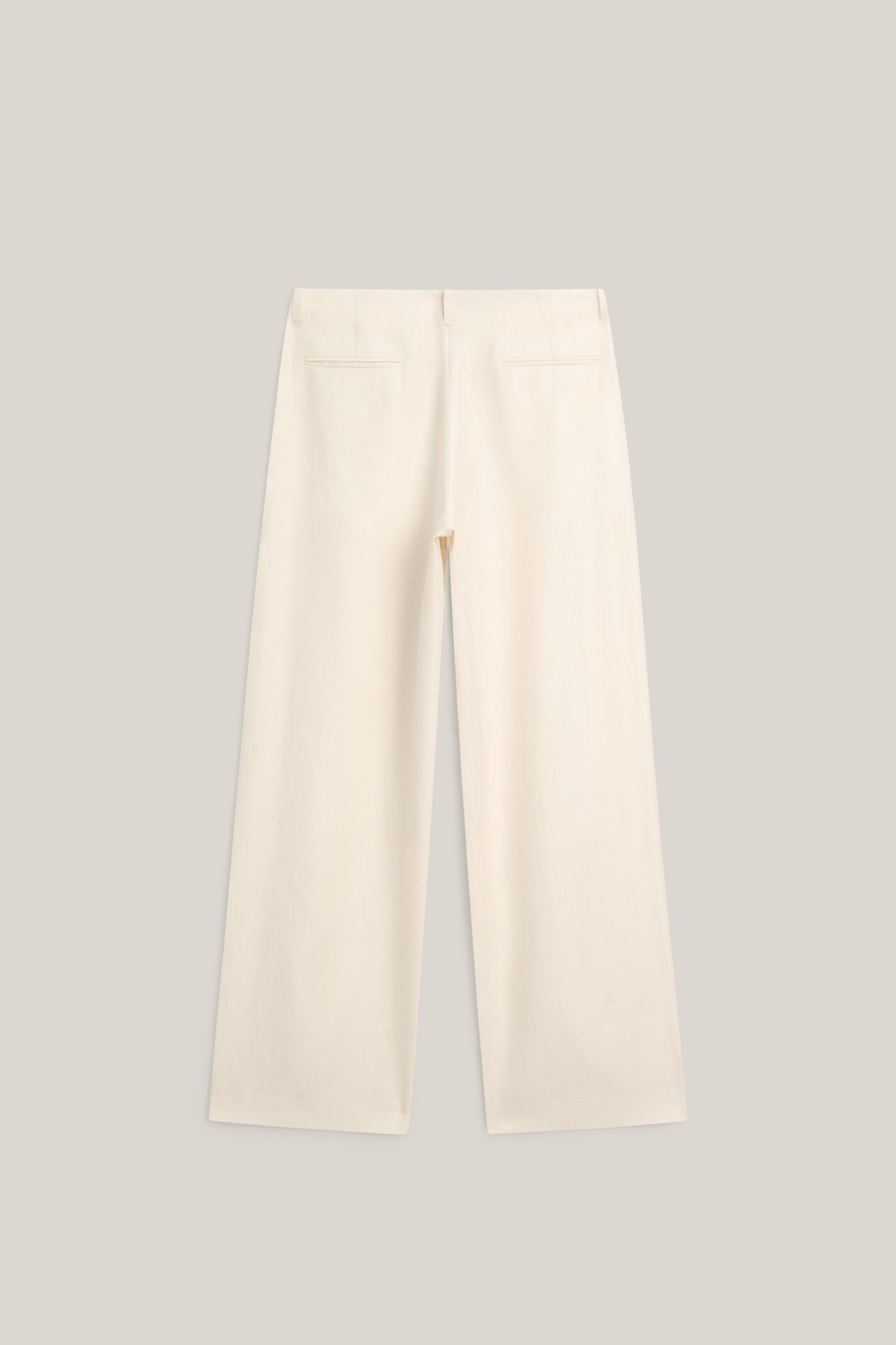 Wide-leg trousers with pleated details - LIMITED EDITION
