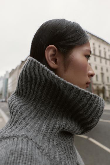 PULL OVERSIZE EN MAILLE À COL MONTANT - Gris de Zara - Image 4