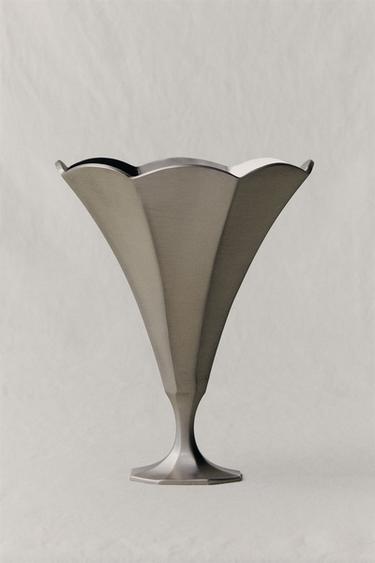WAVY BRASS VASE | STUDIO MARY LENNOX - Silver by Zara