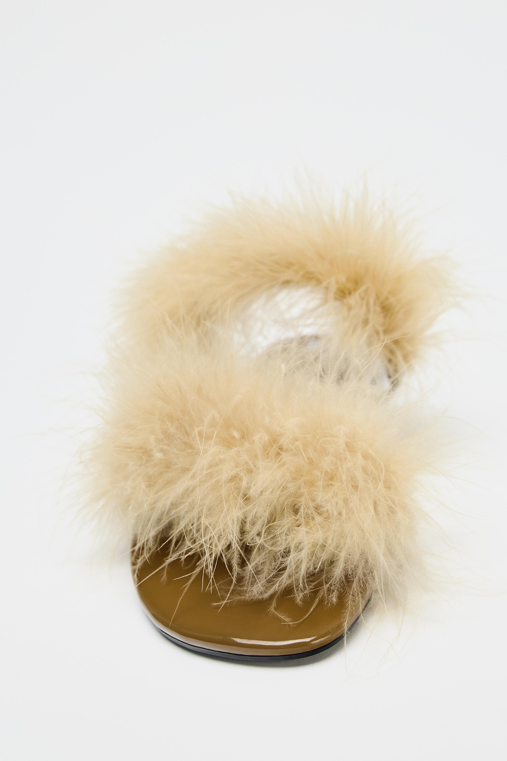 FEATHER STRAP SANDALS