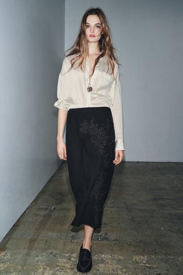 SAIA LONGA BORDADA ZW COLLECTION - Negro de Zara