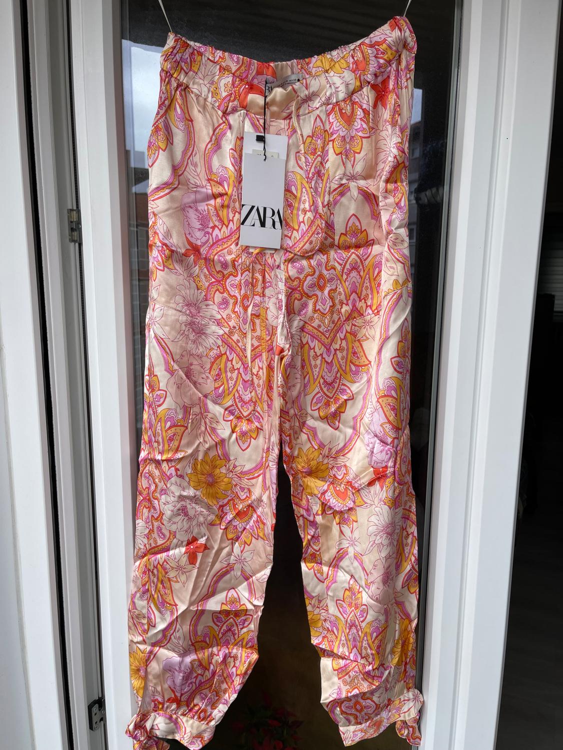 PRINTED TROUSERS WITH TIES