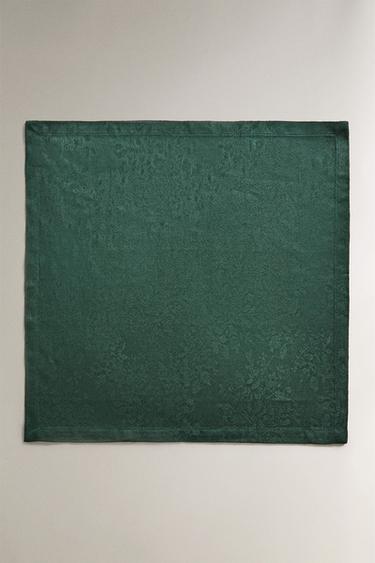 PACK OF JACQUARD CHRISTMAS BRANCH NAPKINS (PACK OF 2) - Green by Zara - Image 1