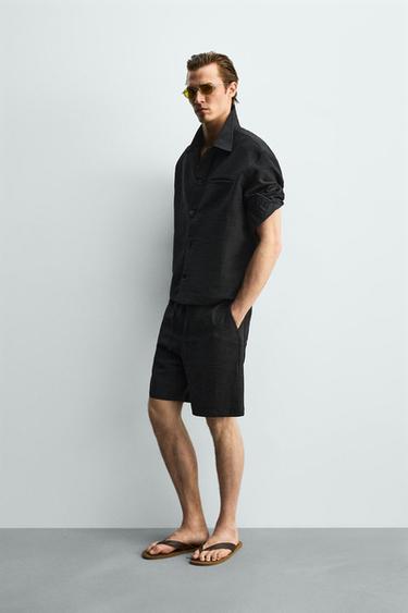 FLUID RELAXED FIT BERMUDA SHORTS - Black by Zara