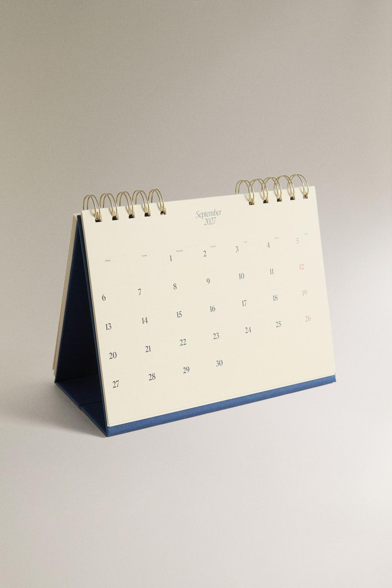 SPIRAL DESKTOP CALENDAR — Ecru