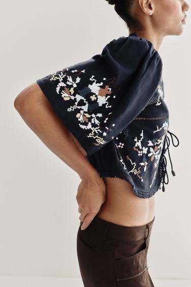 TOP COURT À FLEURS BRODÉES - Bleu de Zara - Image 3