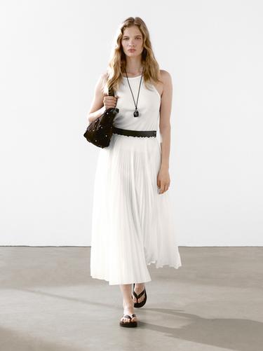 Jupe plissée avec détail en cuir - Blanc de Zara - Image 0