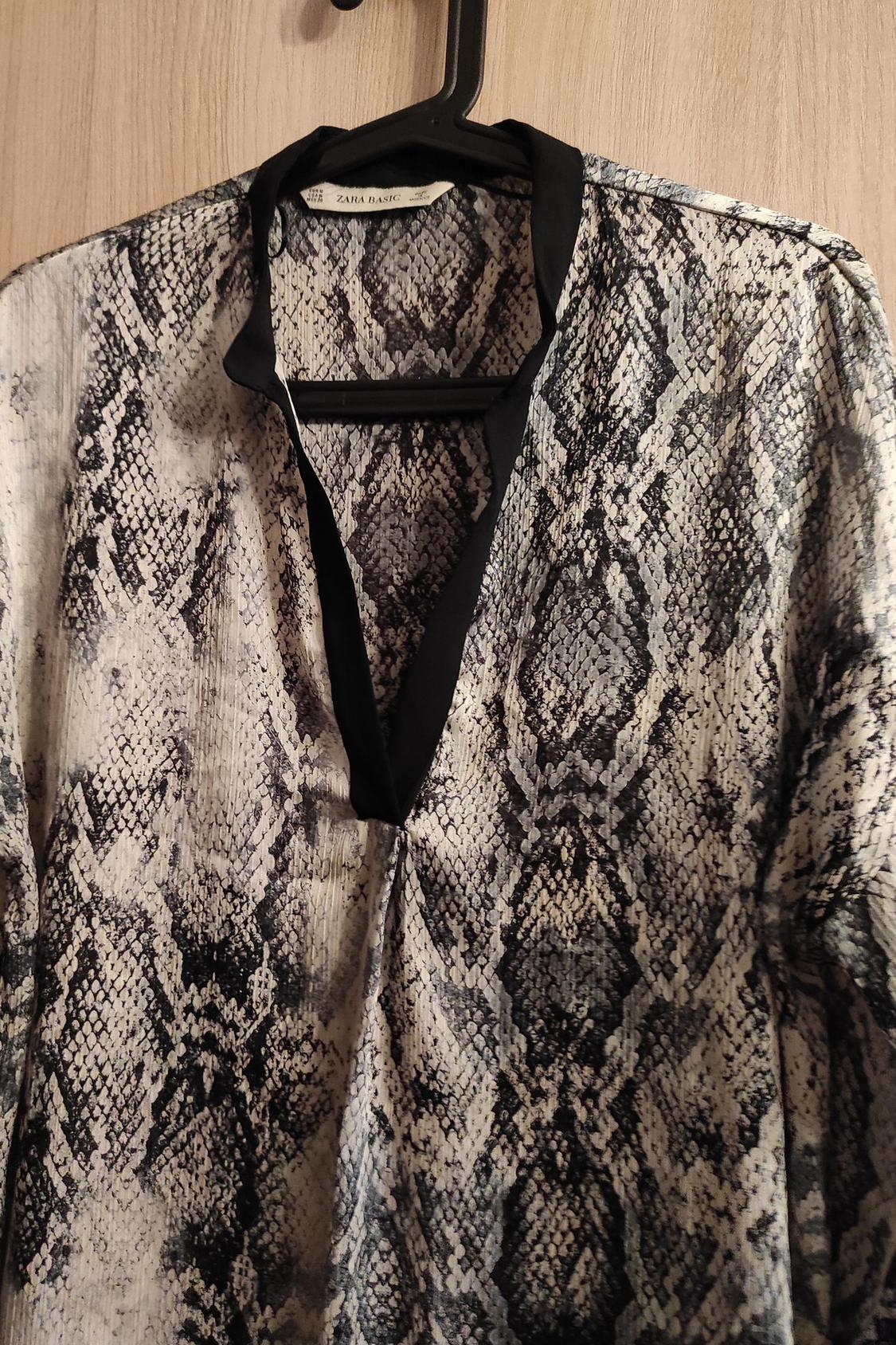 BLUSA ESTAMPADA - Image 2