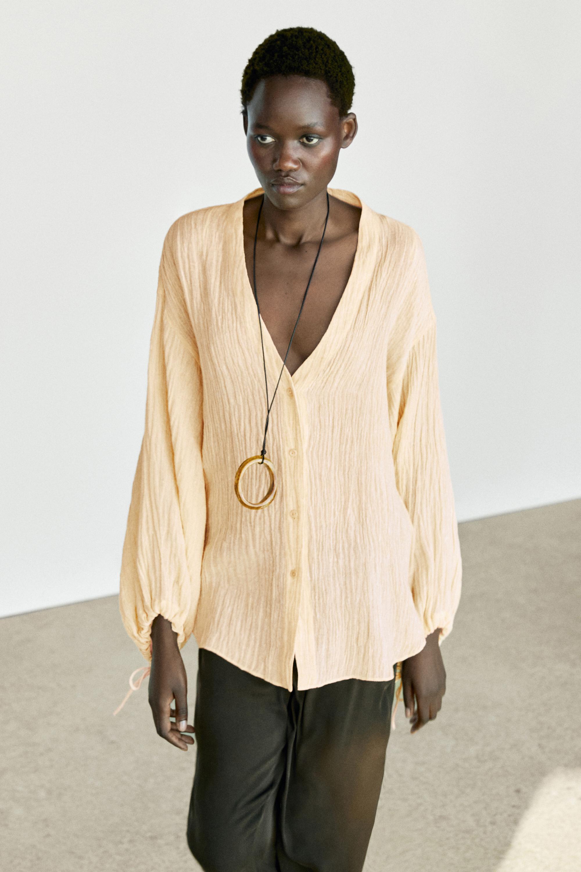 Pleated linen blend shirt — Biscuit