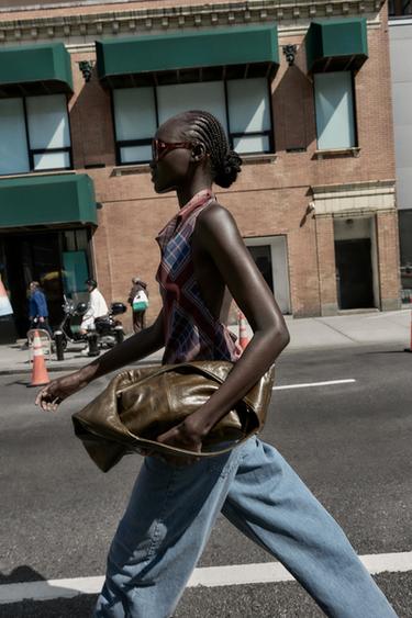 TOP HALTER IMPRIMÉ ASYMÉTRIQUE - Multicolore de Zara - Image 4