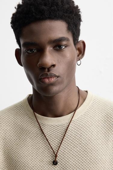 T-SHIRT EN MAILLE STRUCTURÉE - Écru de Zara - Image 4