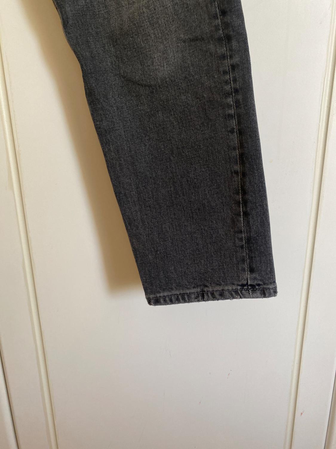TRF MOM FIT HIGH-WAIST JEANS - Image 2