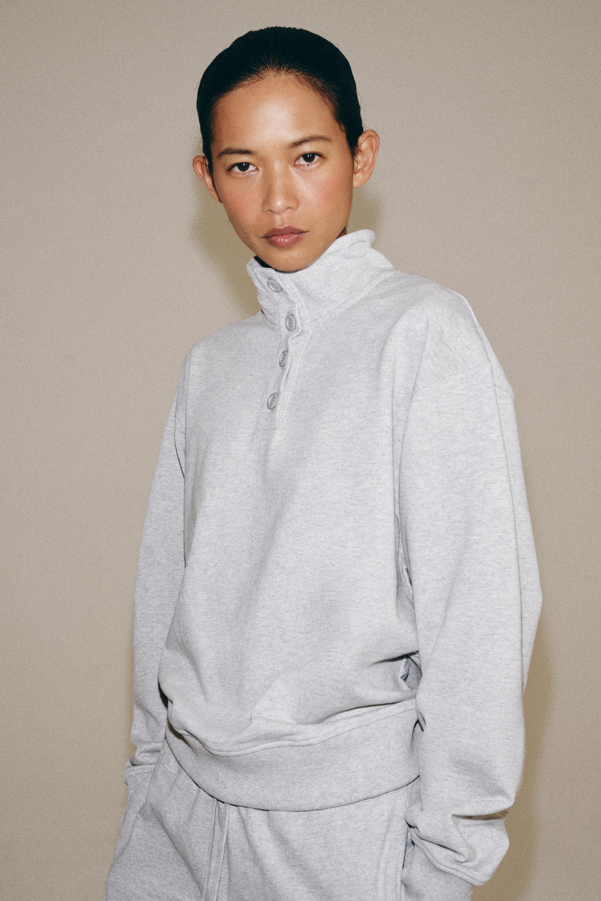 BUTTONED FLEECE SWEATSHIRT — Gray marl