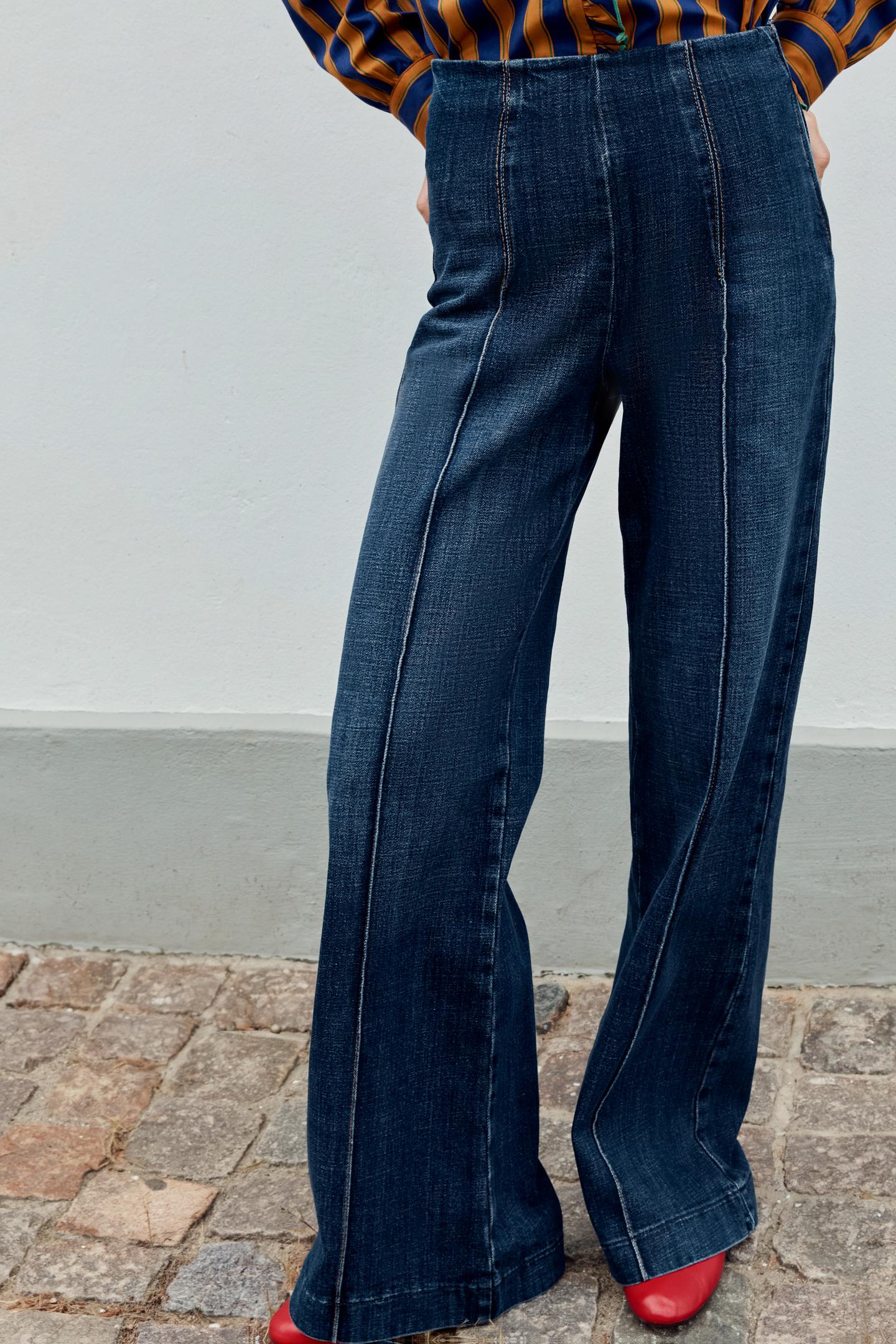 Женские джинсы Zara Z1975 High-Rise Wide-Leg Waistbandless, цвет: Синий — фото 5