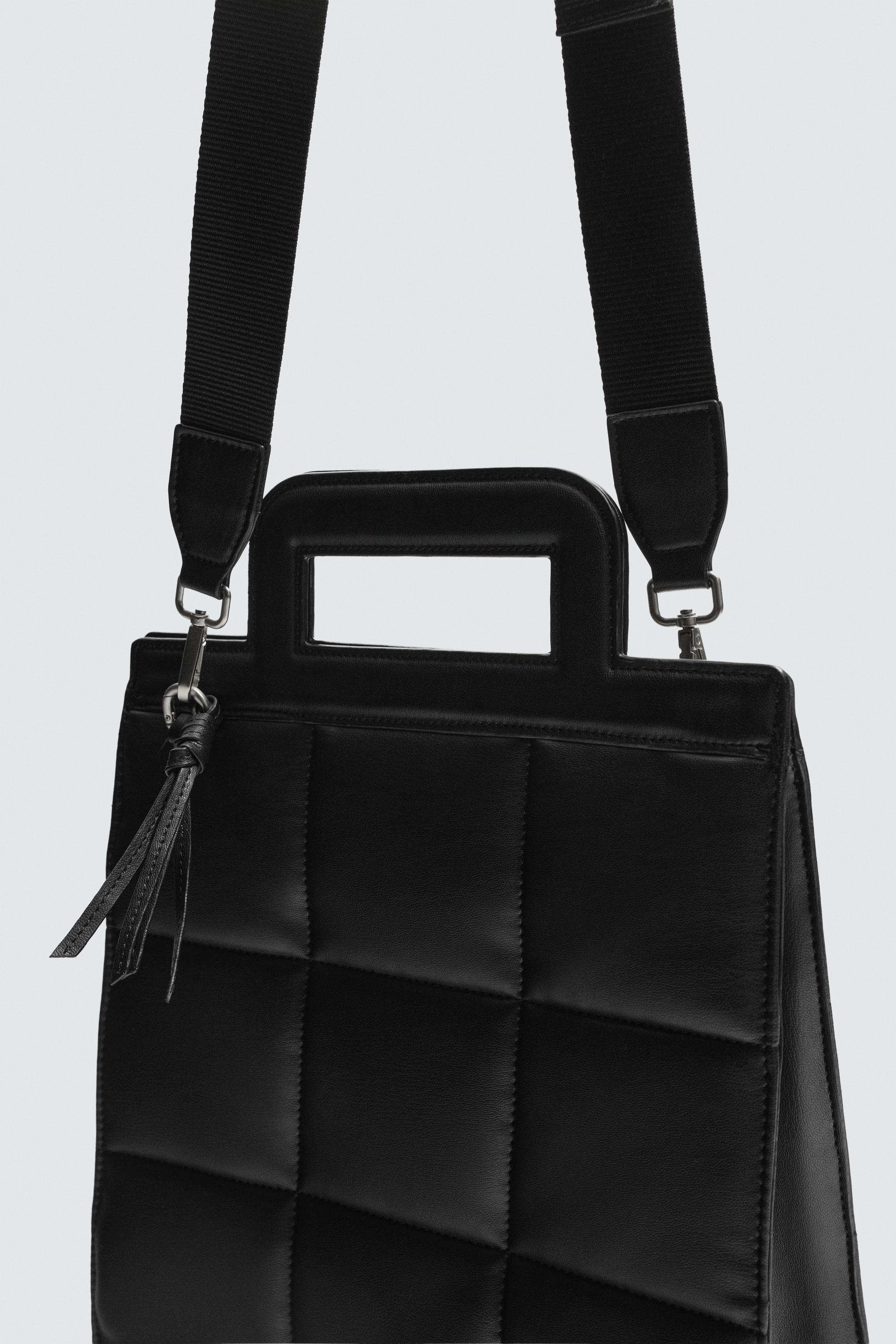 topologie キルティングバッグ 中型 黒(ストラップ付き) Topologie(トポロジー)：多機能のバッグ、ブレスレット、フォン