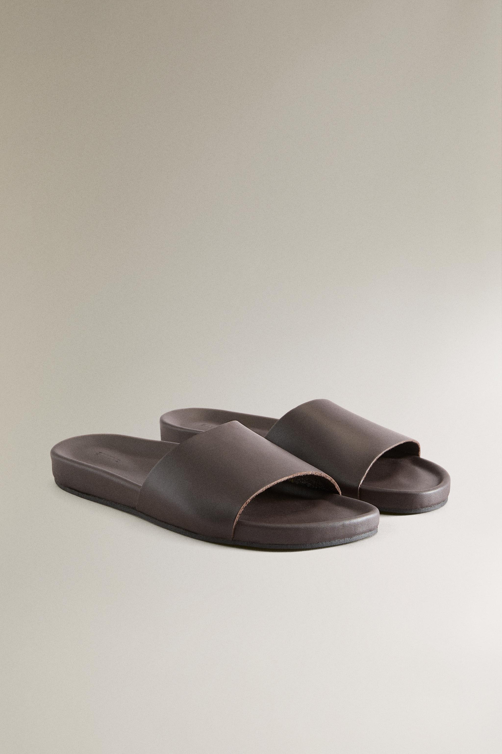 MULE EN CUIR