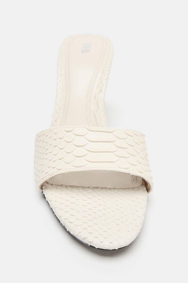 SANDALIAS DE TACÓN CON ESTAMPADO 4