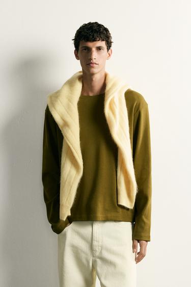 CAMISETA RELAXED FIT ESTRUCTURA - Pistacho de Zara