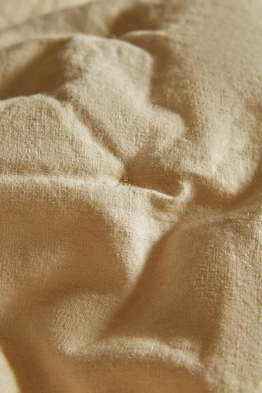 LINEN AND COTTON QUILTED BEDSPREAD - Mustard by Zara