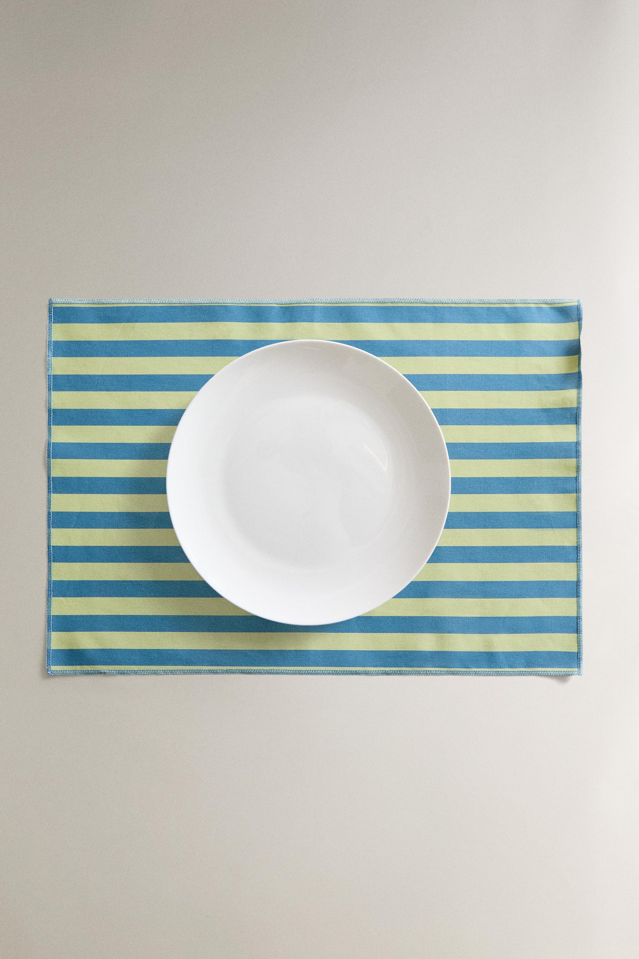 RESIN-COATED STRIPED PLACEMAT