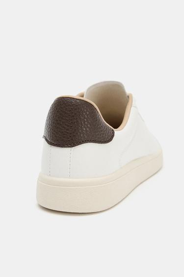 BASKETS AVEC DÉTAIL AU TALON - Blanc écru de Zara - Image 4