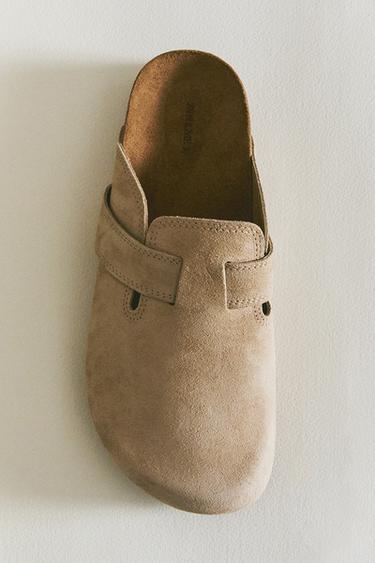 Zara LEATHER CLOGS WITH STRAP - Sandy Brown
