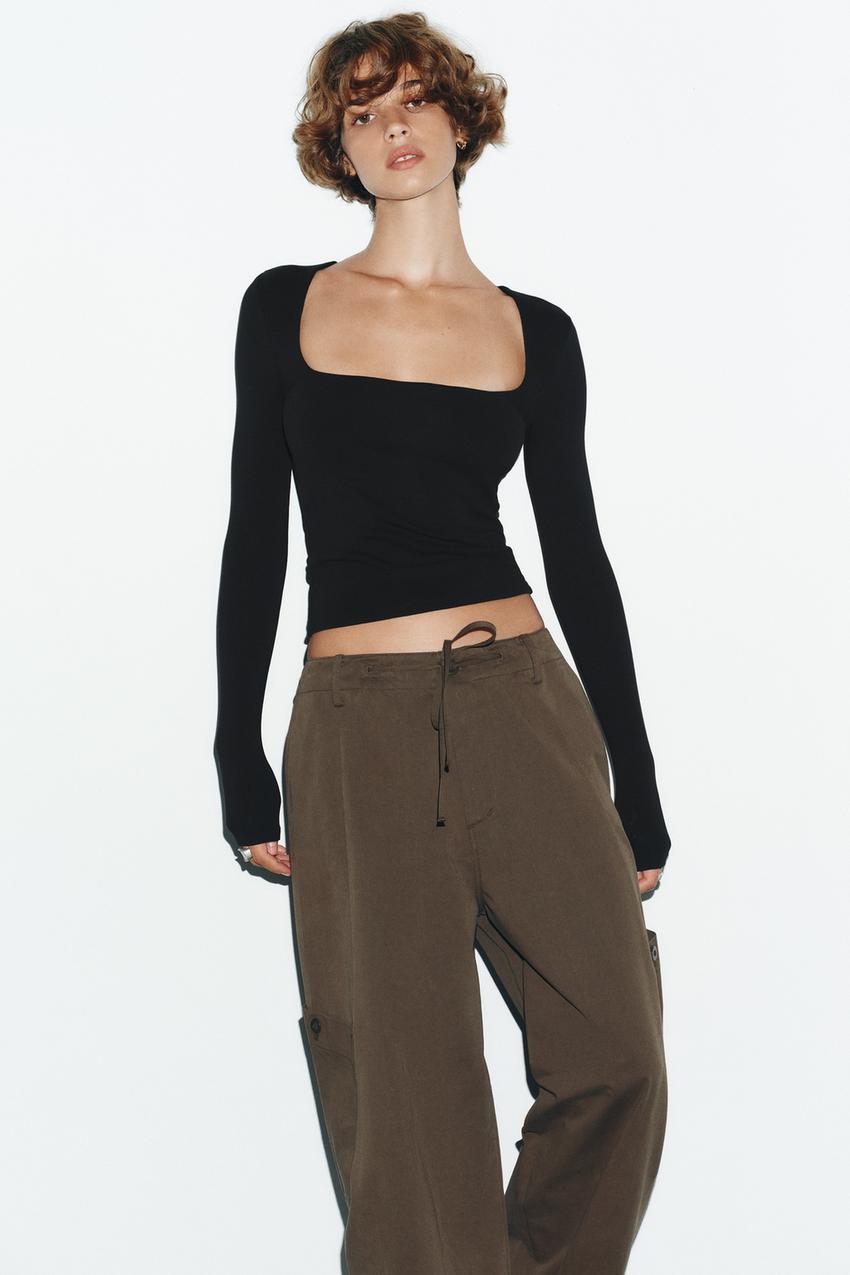 RIBBED SQUARE NECK TOP