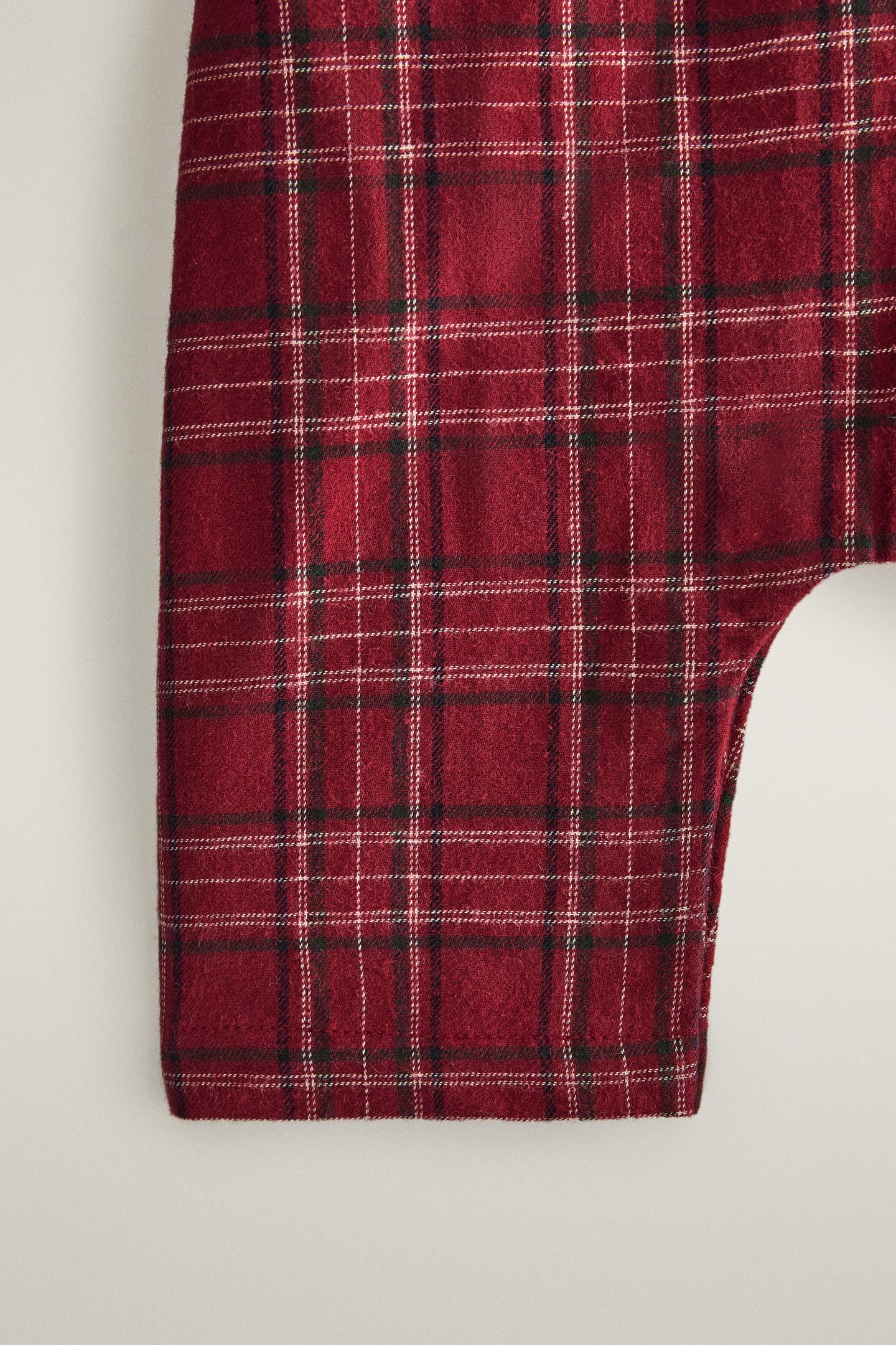 Женский комбинезон Zara Baby Flannel Check Christmas Footed, цвет: Красный — фото 3