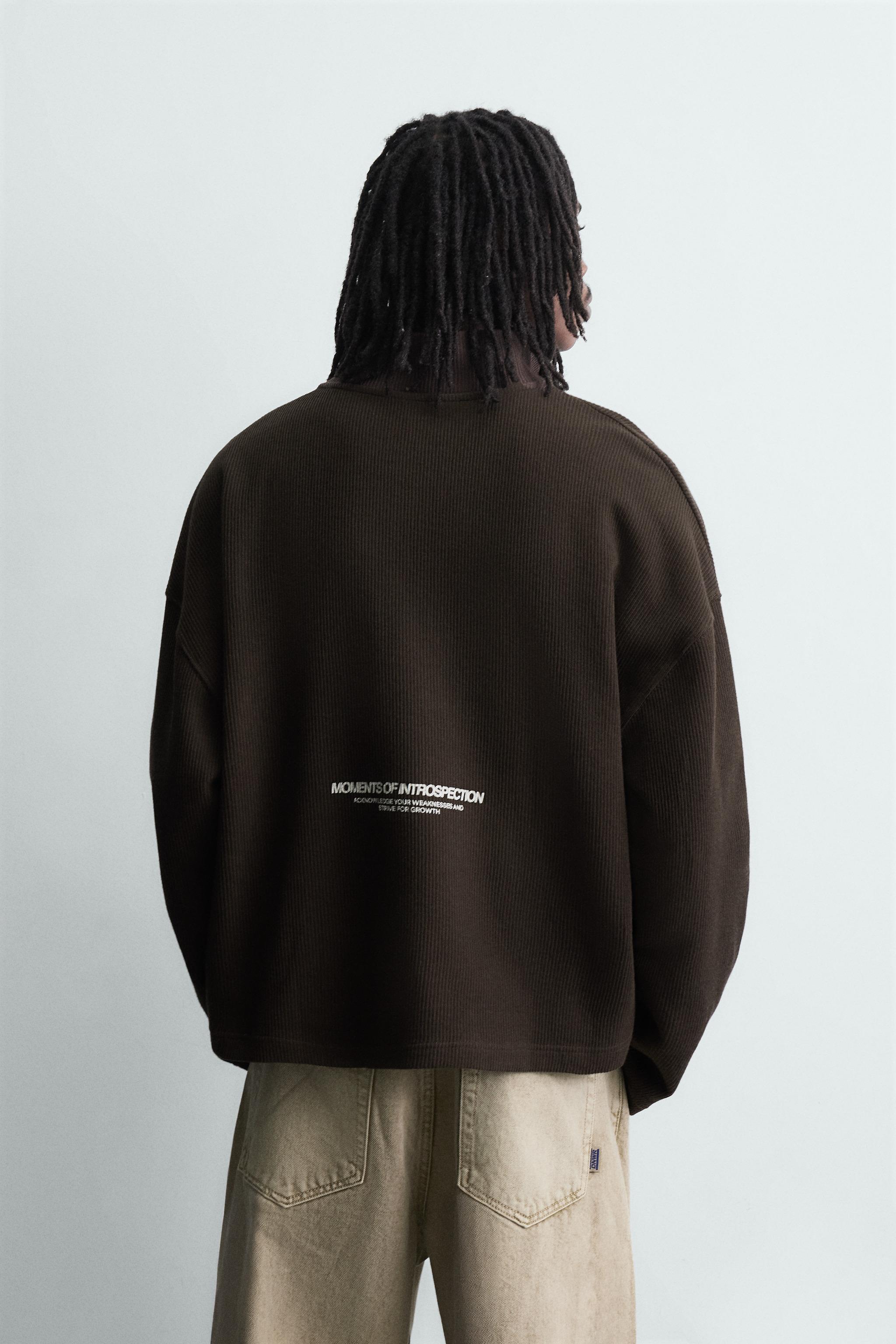 PRINTED QUARTER-ZIP SWEATSHIRT