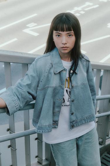 TRF デニムケープジャケットミディアムブルーZaraのTRF デニムケープジャケット - ミディアムブルー