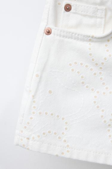 BERMUDA DENIM FLORES - Blanco de Zara