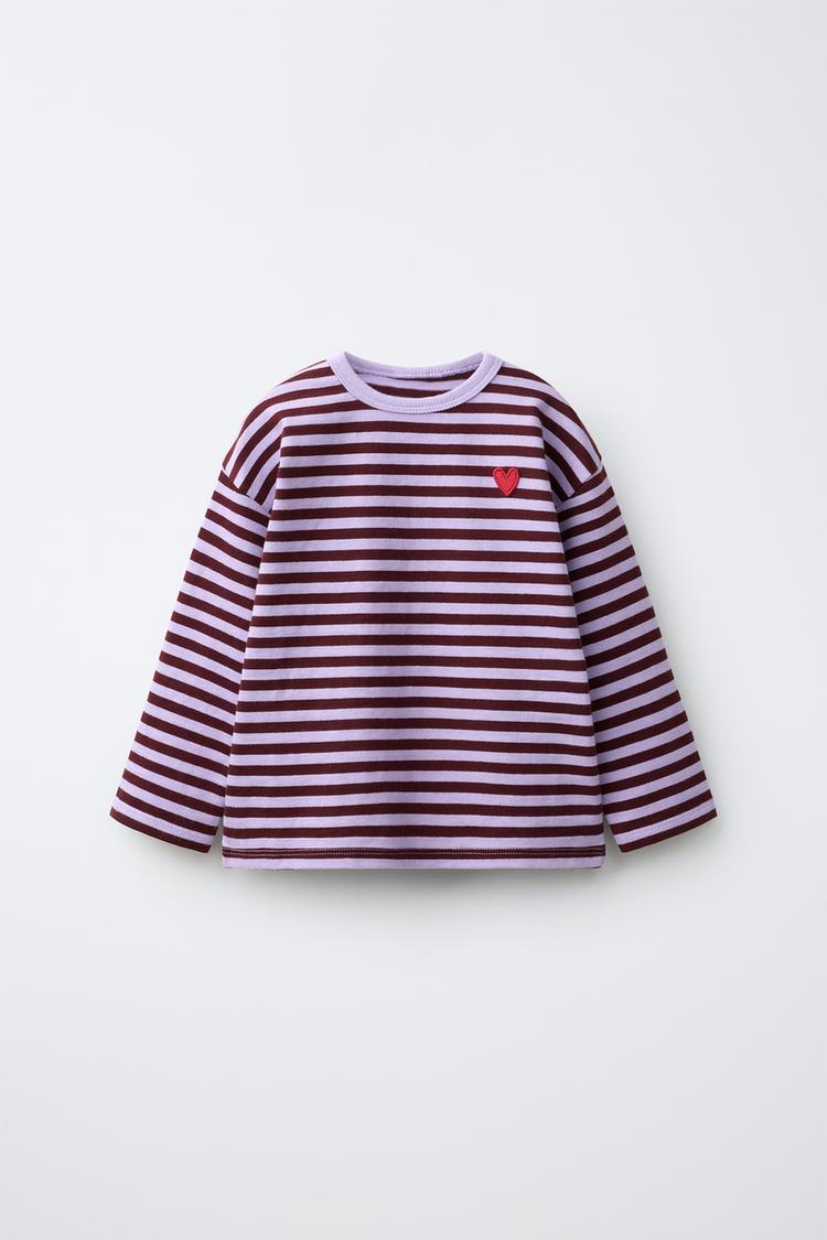 Camiseta rayas corazon bordado