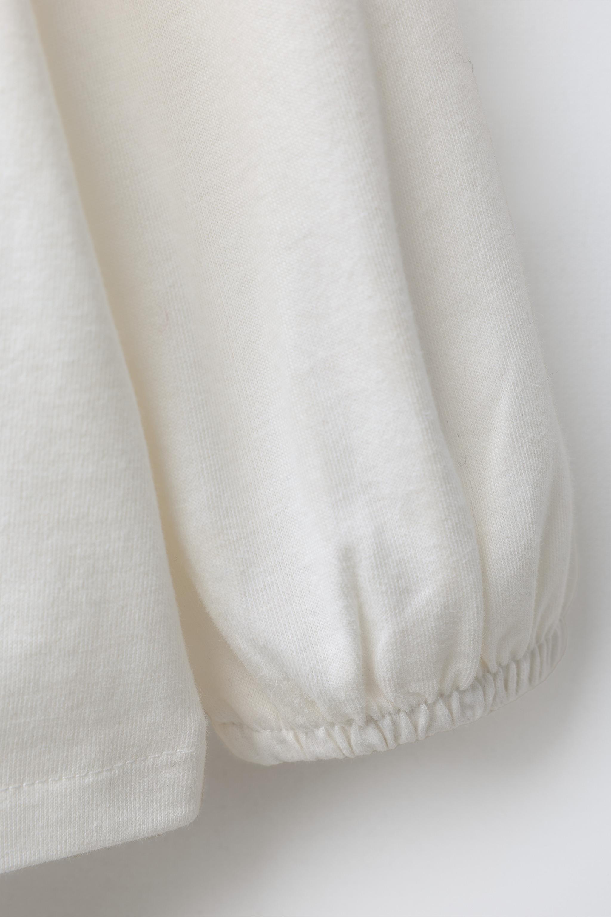 EMBROIDERED PETER PAN COLLAR T-SHIRT