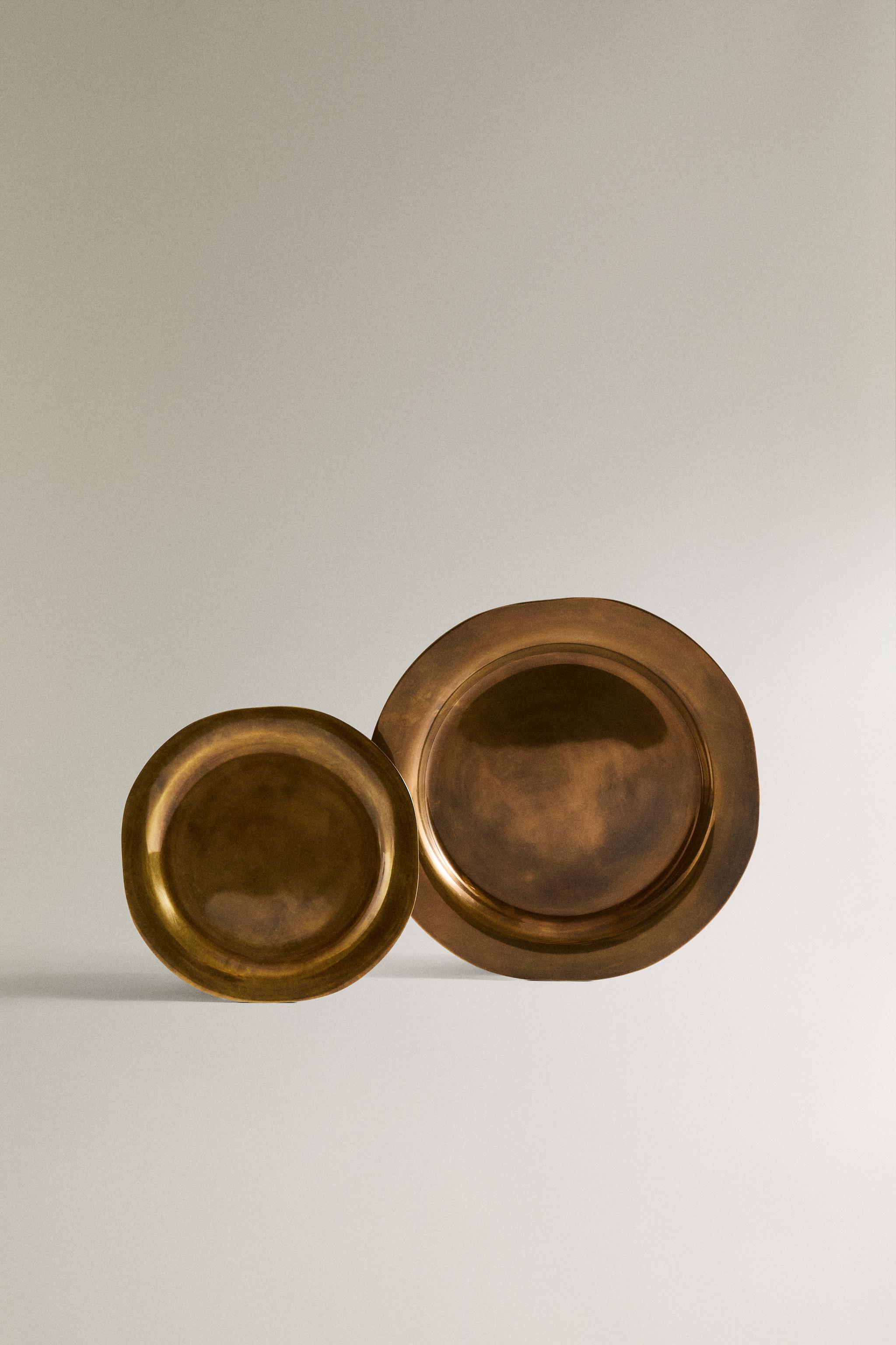 PETIT BRASS PLATE I COLIN KING - Gold | ZARA United States