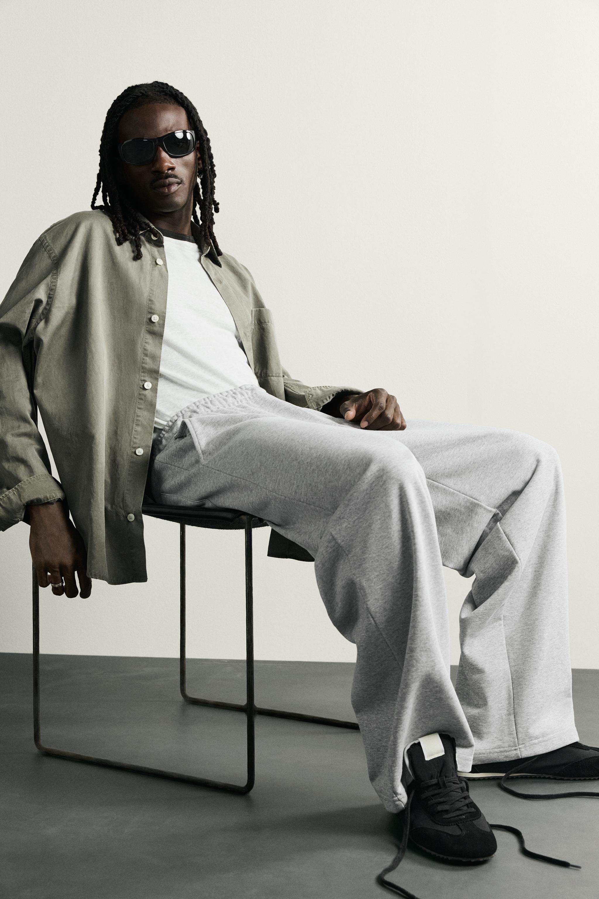 BASIC RELAXED FIT SWEATPANTS