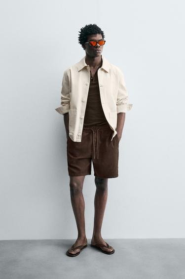BERMUDA REGULAR FIT ESTRUCTURA - Marrón de Zara - Imagen 0