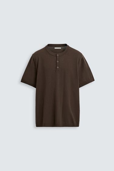 Zara KNIT T-SHIRT WITH BUTTON NECK - chocolate