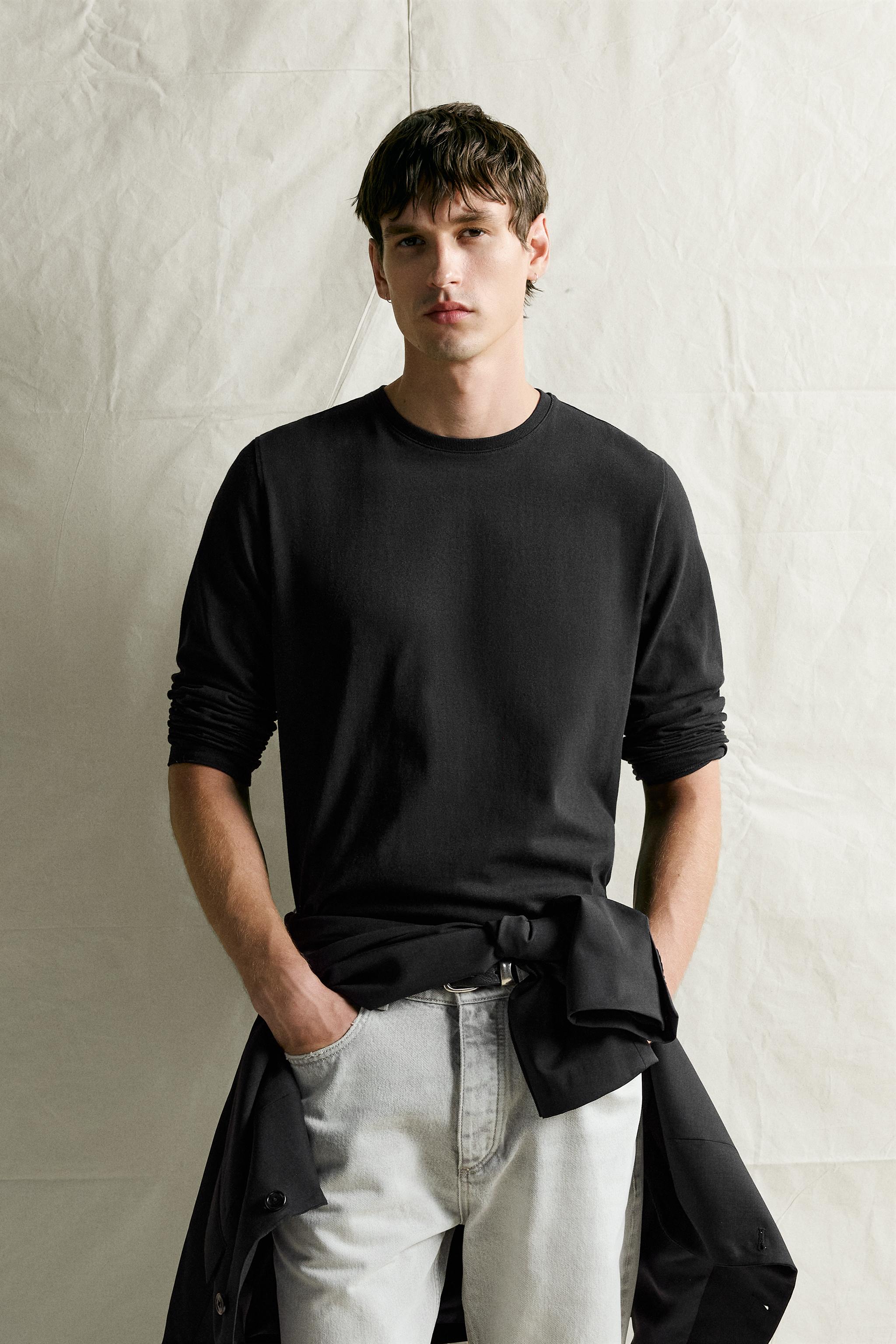 RELAXED FIT LONG SLEEVE T-SHIRT
